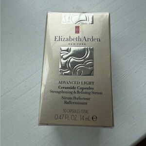 Elizabeth Arden Ceramide Capsules in Gold Packaging